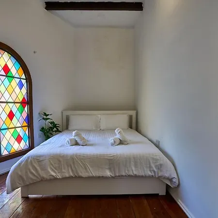 Apartment Classic 3br 10 Min From