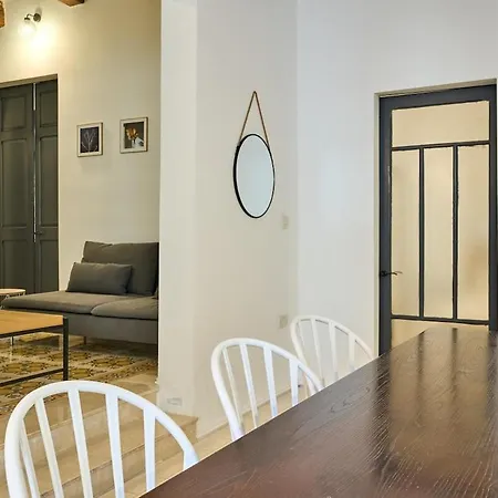 Apartament Classic 3br 10 Min From